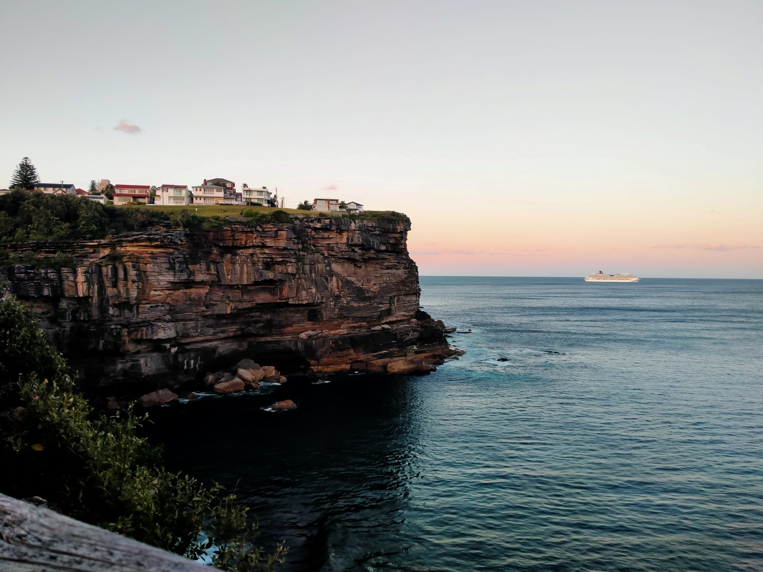 DIAMOND BAY